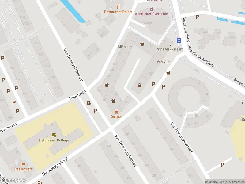 Ambulance met gepaste spoed naar de Duyvesteynstraat in Rotterdam