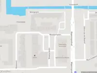 Ambulance met grote spoed naar de Wisseloordplein in Amsterdam