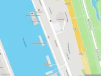 Ambulance met gepaste spoed naar de Parkhaven in Rotterdam
