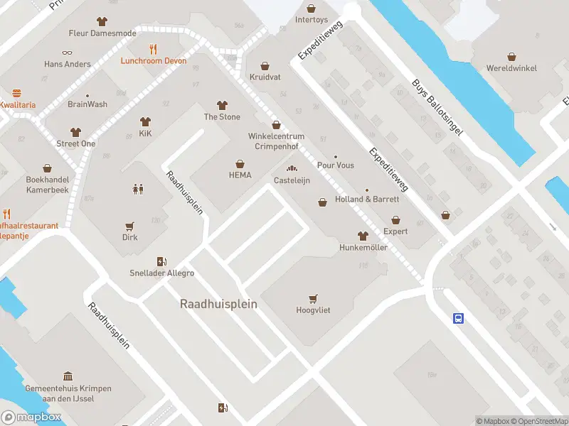 Ambulance met gepaste spoed naar de Raadhuisplein in Krimpen aan den IJssel