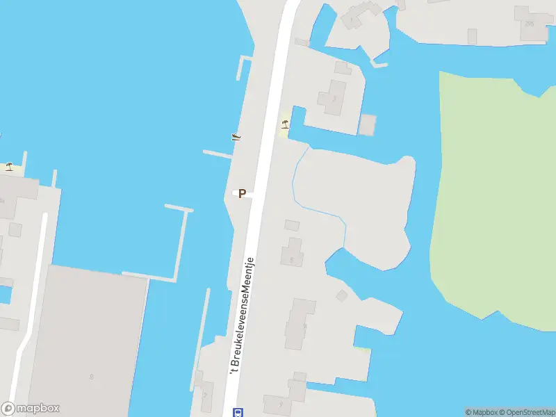 Brandweer met grote spoed naar de 't BreukeleveenseMeentje in Loosdrecht vanwege middelgrote brand