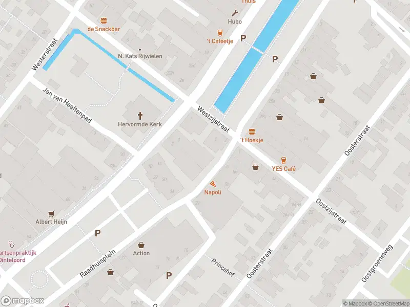 Politie met grote spoed naar de Raadhuisplein in Dinteloord vanwege letsel