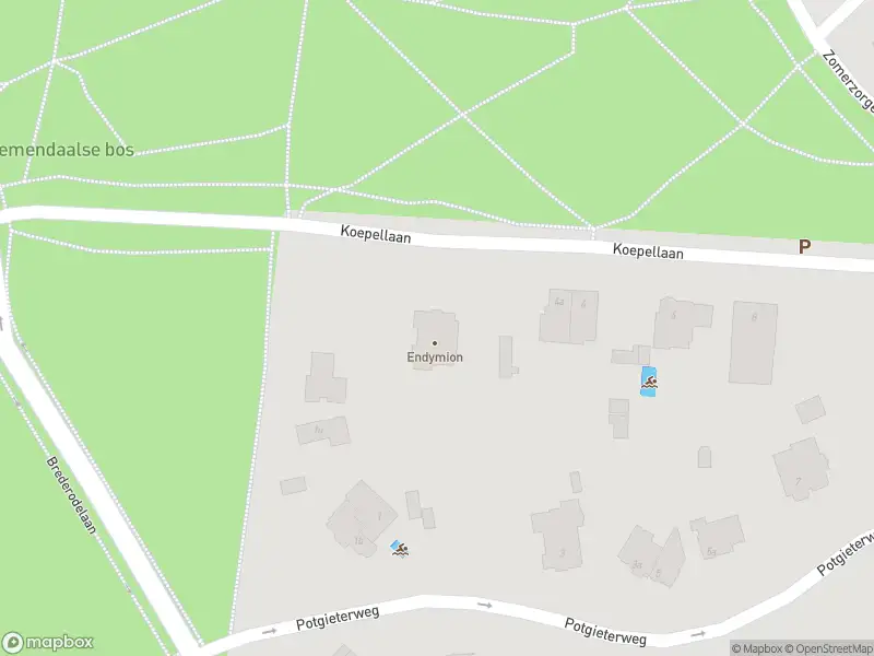 Ambulance met gepaste spoed naar de Koepellaan in Bloemendaal