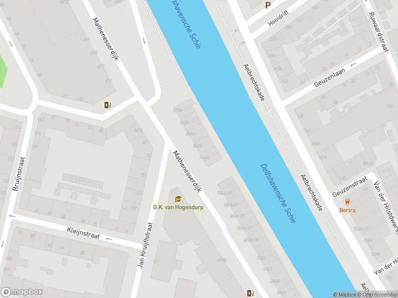 Ambulance met gepaste spoed naar de Mathenesserdijk in Rotterdam