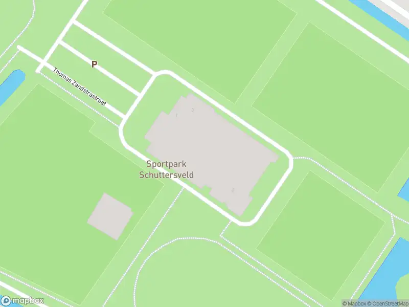 Brandweer met gepaste spoed naar de Thomas Zandstrastraat in Sneek vanwege een buitenbrand