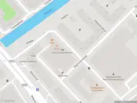 Ambulance met grote spoed naar de Eerste Ringdijkstraat in Amsterdam