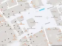 Brandweer met gepaste spoed naar de Hanzeplein in Groningen vanwege een liftopsluiting