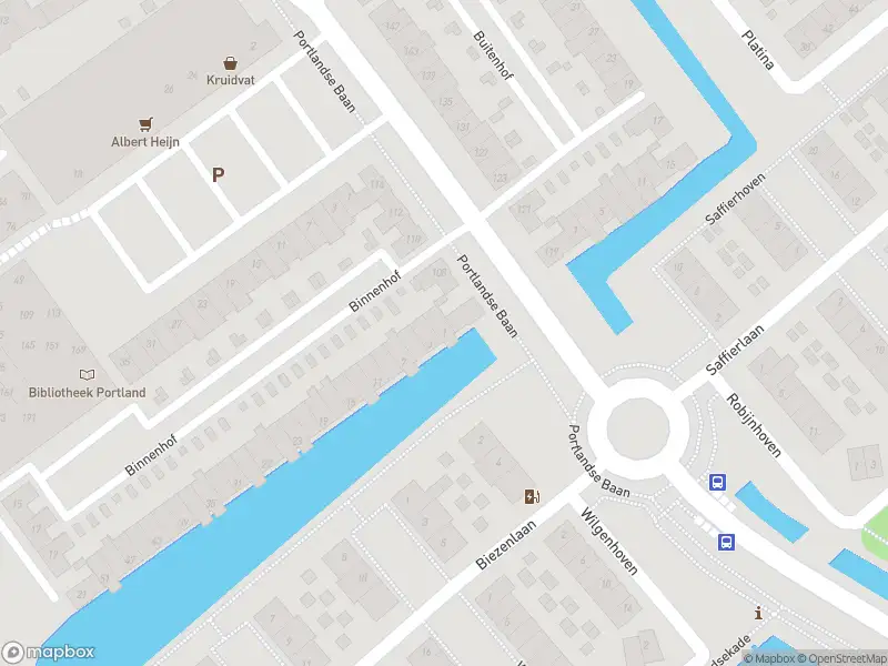 Ambulance met gepaste spoed naar de Binnenhof in Rhoon