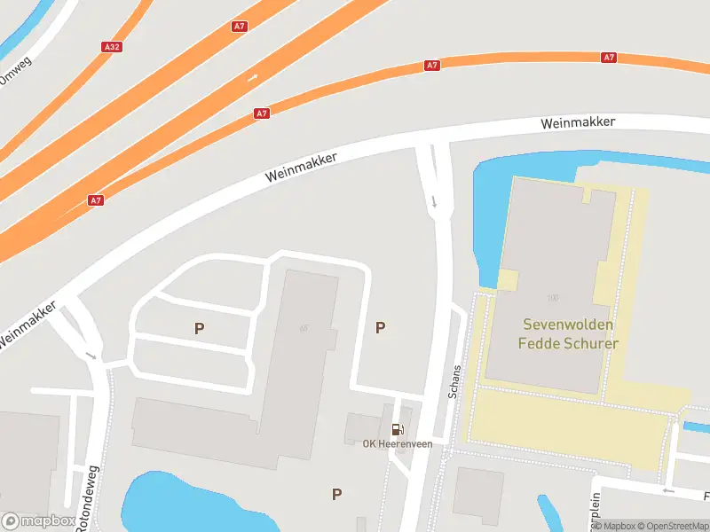Ambulance met grote spoed naar de Thialfweg in Heerenveen