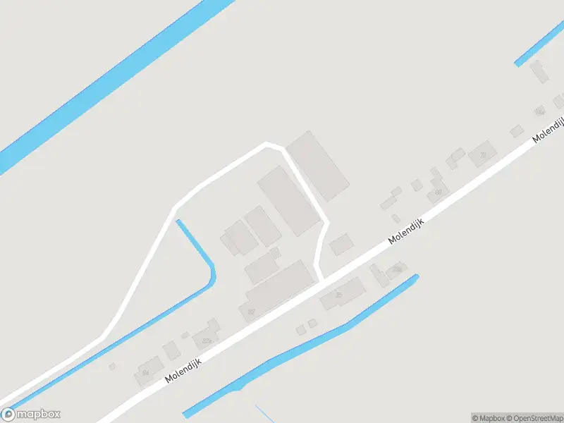 Ambulance met gepaste spoed naar de Molendijk in Oudenhoorn