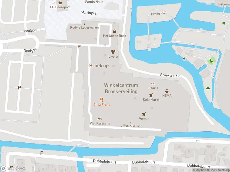 Ambulance met gepaste spoed naar de Marktplein in Broek op Langedijk
