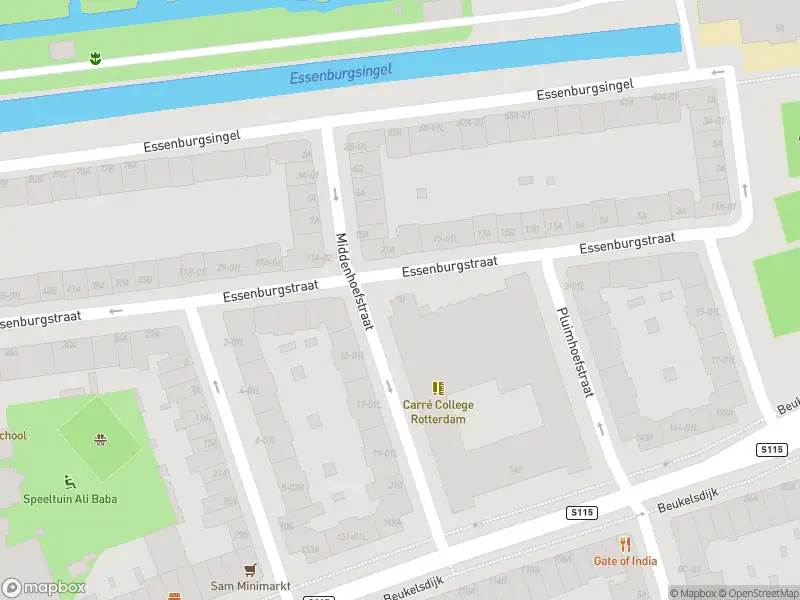 Ambulance met gepaste spoed naar de Essenburgstraat in Rotterdam