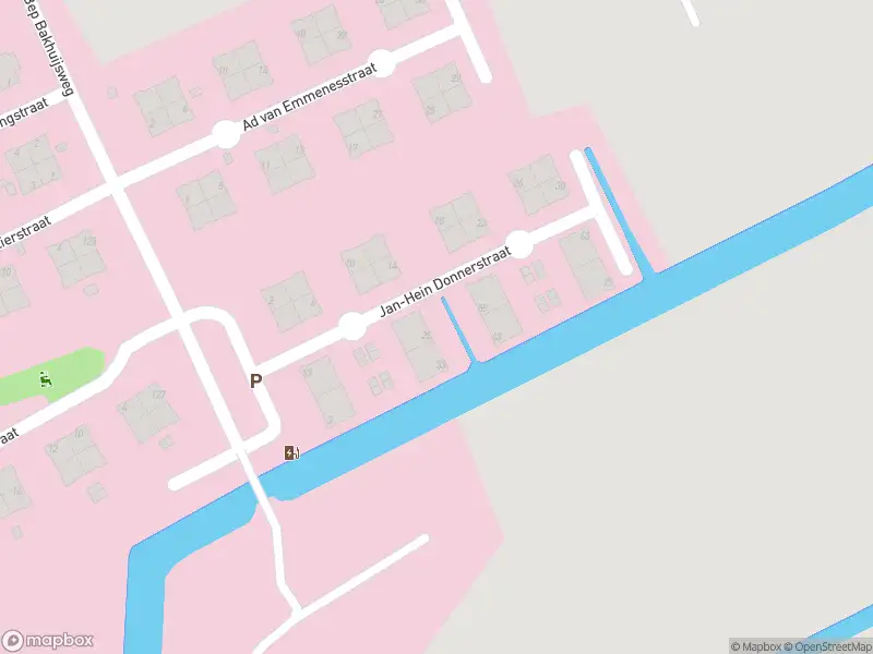 Ambulance met grote spoed naar de Jan-Hein Donnerstraat in 's-Gravenhage