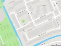 Ambulance met gepaste spoed naar de Schrijnwerkerstraat in Schiedam
