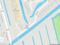 Ambulance met gepaste spoed naar de Bermweg in Capelle aan den IJssel