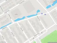 Politie naar de Klosruwe in Maastricht vanwege aanrijding met letsel