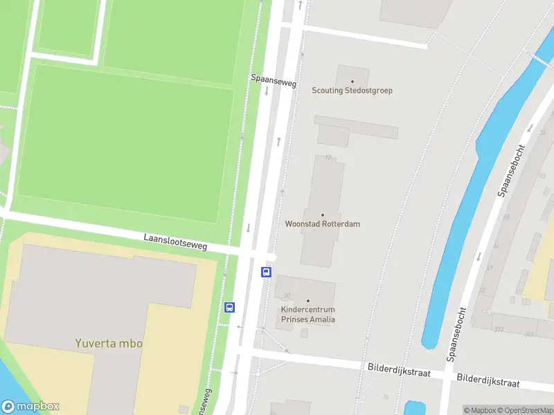 Ambulance met grote spoed naar de Spaanseweg in Rotterdam