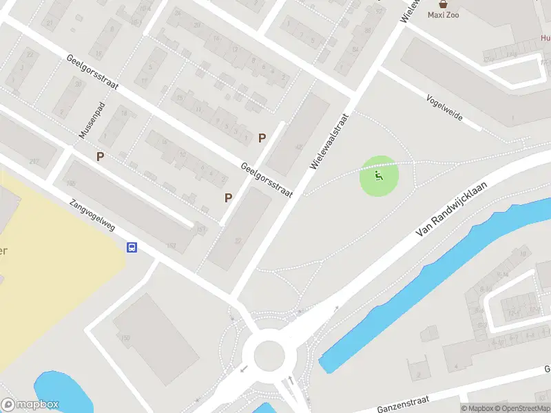 Brandweer met grote spoed naar de Zangvogelweg in Amersfoort vanwege afhijsen patient