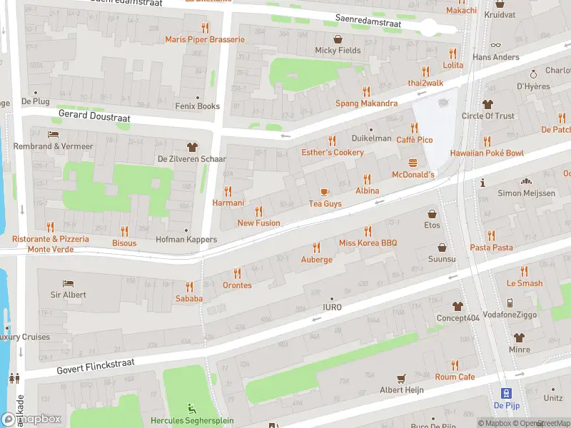 Brandweer met gepaste spoed naar de Burgemeester Tellegenstraat in Amsterdam vanwege afhijsen patient