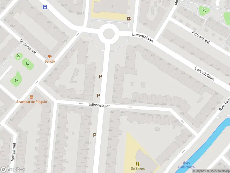 Ambulance met grote spoed naar de Boerhaavelaan in Schiedam