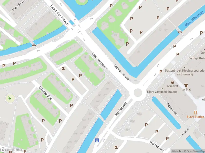 Politie naar de Laan der Hoven in Amersfoort vanwege aanrijding met letsel