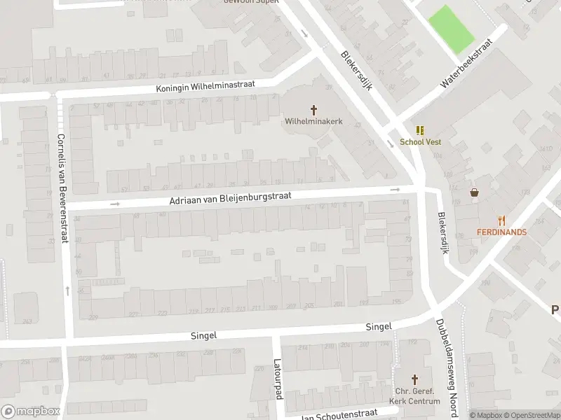 Ambulance met gepaste spoed naar de Adriaan van Bleijenburgstraat in Dordrecht