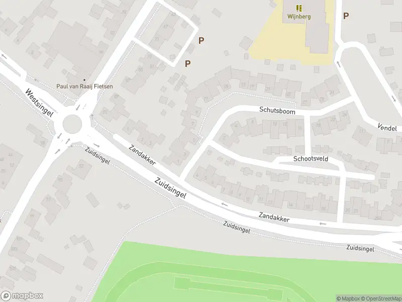 Ambulance met grote spoed naar de Schutsboom in Venray