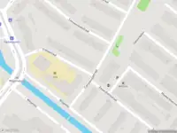 Ambulance met grote spoed naar de Fresiastraat in Rotterdam