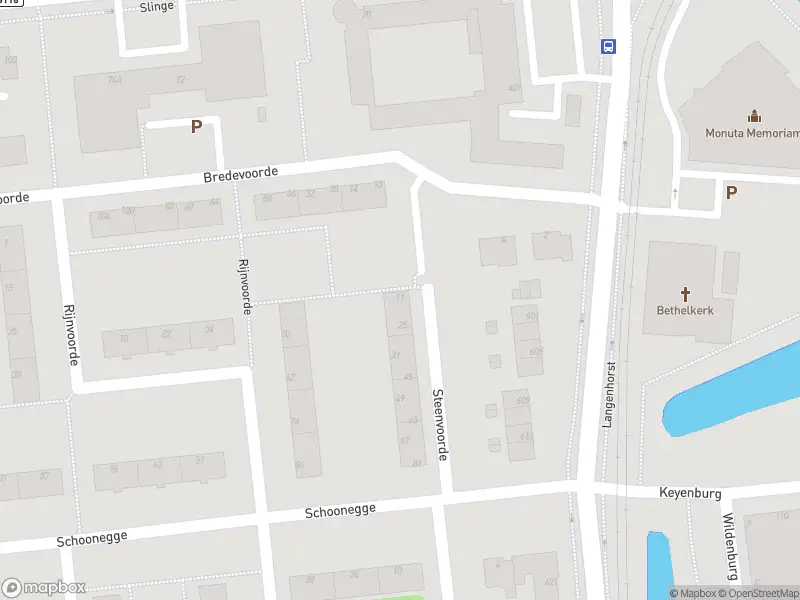 Ambulance met gepaste spoed naar de Steenvoorde in Rotterdam