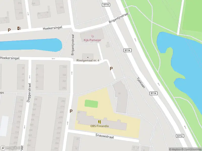 Ambulance met gepaste spoed naar de Schoenerplaats in Rotterdam