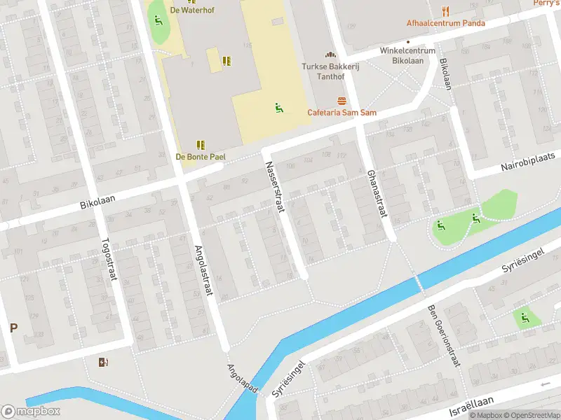 Ambulance met grote spoed naar de Nasserstraat in Delft