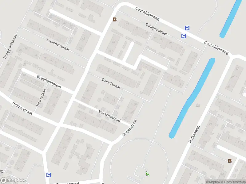 Ambulance met gepaste spoed naar de Schoutstraat in Heenvliet