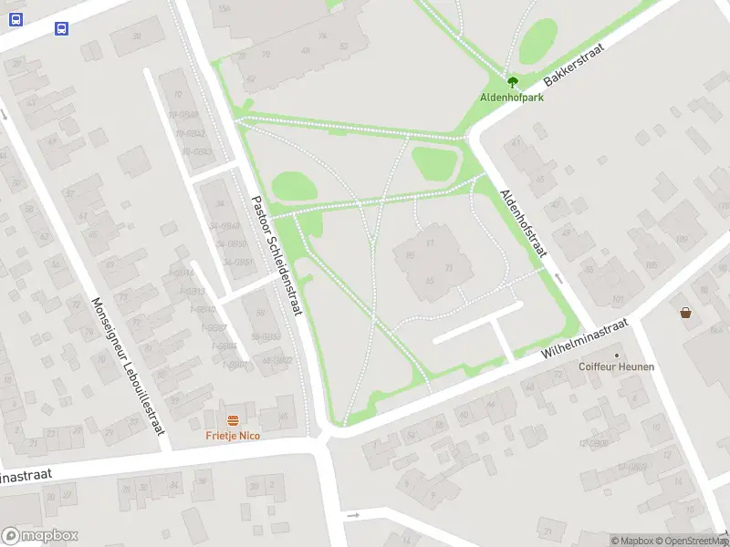 Brandweer met grote spoed naar de Weustenraedtstraat in Hoensbroek vanwege gebouwbrand
