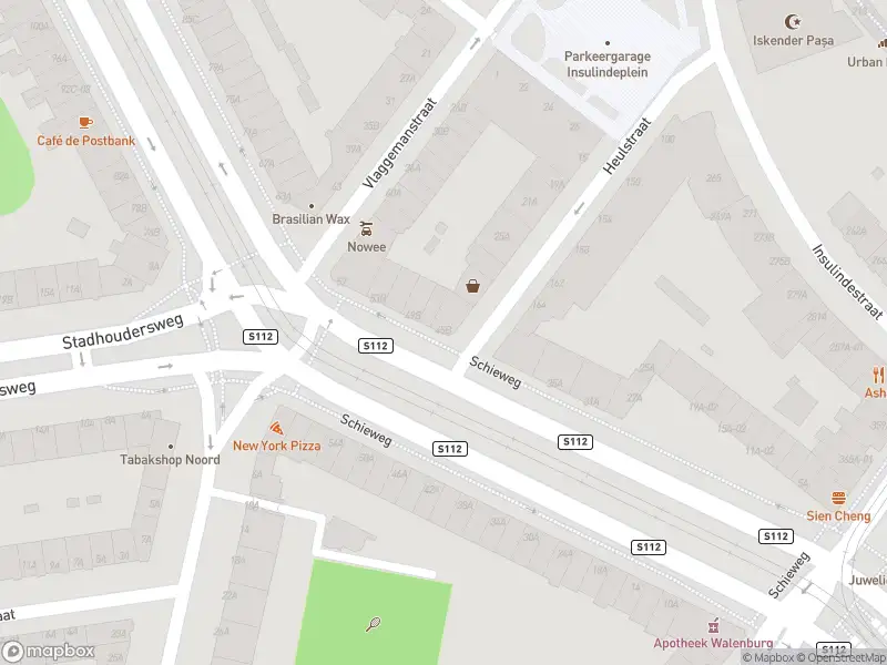 Ambulance met grote spoed naar de Schieweg in Rotterdam