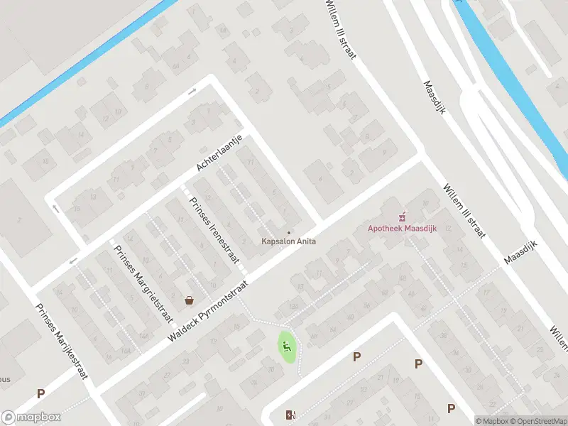 Brandweer met grote spoed naar de Prinses Beatrixstraat in Maasdijk vanwege voertuigbrand