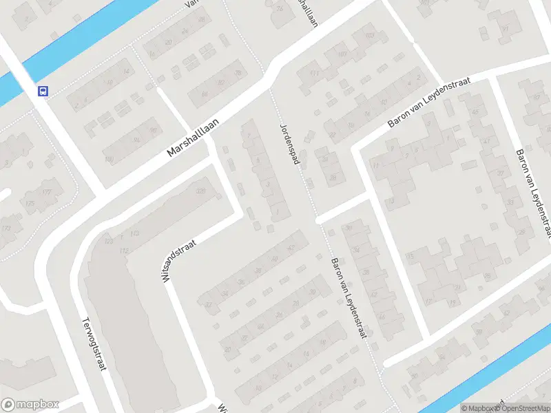 Ambulance met gepaste spoed naar de Jordenspad in Hellevoetsluis