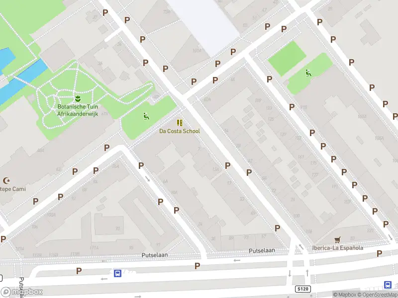 Ambulance met gepaste spoed naar de Retiefstraat in Rotterdam