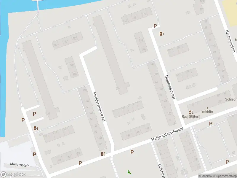 Ambulance met gepaste spoed naar de Moddermanstraat in Rotterdam