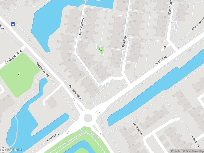 Ambulance met gepaste spoed naar de Damsterdiep in Capelle aan den IJssel