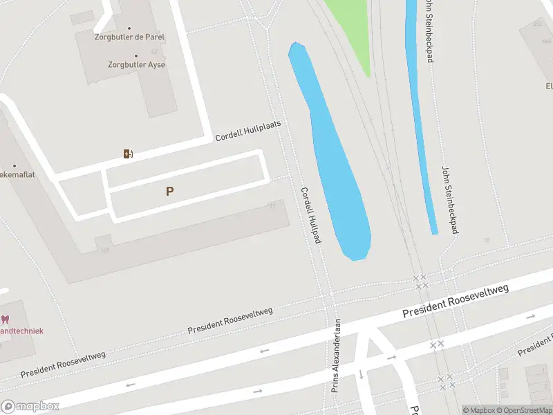 Ambulance met gepaste spoed naar de Cordell Hullplaats in Rotterdam