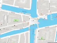 Brandweer met grote spoed naar de Haven in Leiden vanwege waarnemen gaslucht