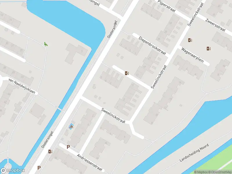 Ambulance met gepaste spoed naar de Van Anrooystraat in Berkel en Rodenrijs
