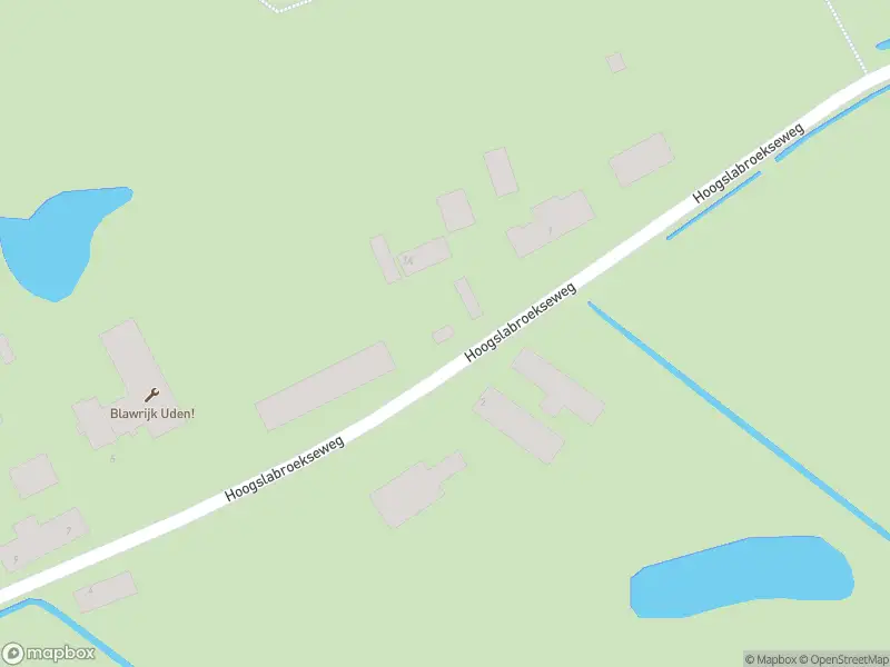 Brandweer met gepaste spoed naar de Hoogslabroekseweg in Uden vanwege een buitenbrand