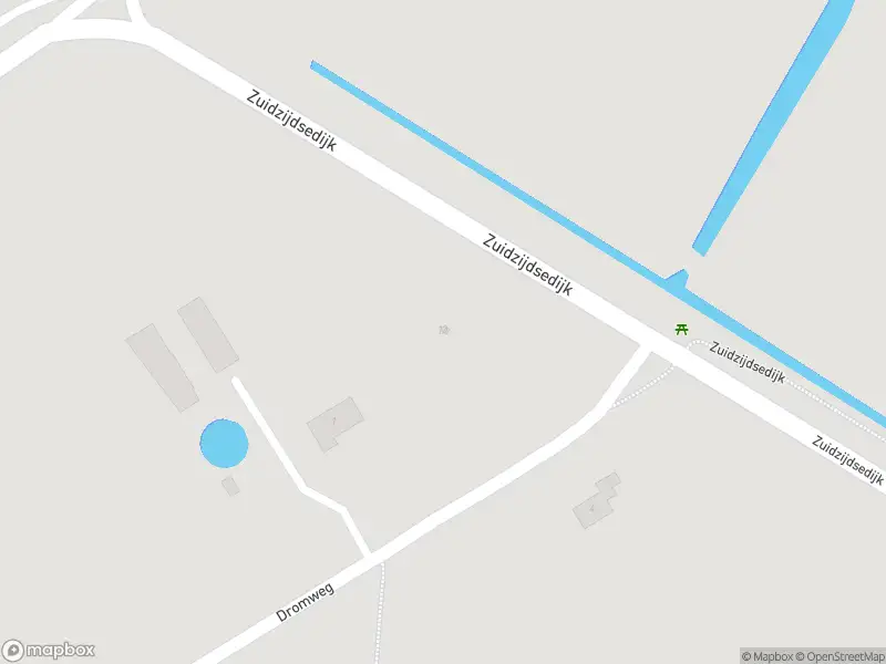 Ambulance met gepaste spoed naar de Dromweg in Piershil