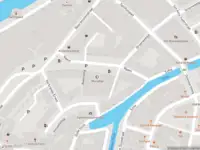 Ambulance met grote spoed naar de Raam in Schiedam