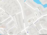 Ambulance met gepaste spoed naar de Trambaan in Strijen