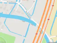Brandweer met gepaste spoed naar de Weg naar Rhijnauwen in Utrecht vanwege voertuigbrand