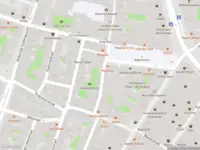 Ambulance met grote spoed naar de Tuchthuisstraat in Haarlem