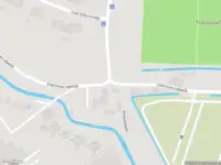 Ambulance met grote spoed naar de Charloisse Lagedijk in Rotterdam