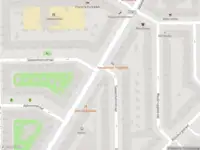 Ambulance met grote spoed naar de Haarlemmermeerstraat in Amsterdam